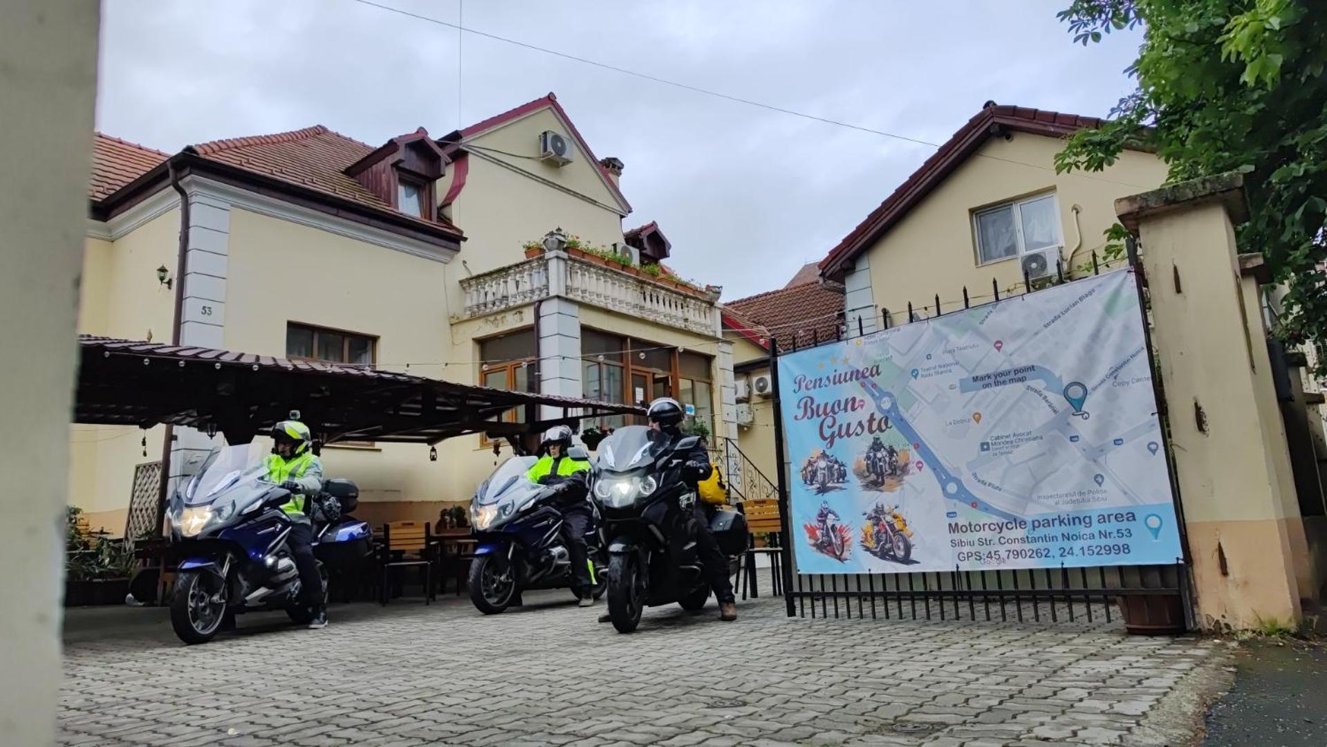 Pensiunea Buon Gusto Sibiu-Motorcyle Friendly,City Center Eksteriør billede